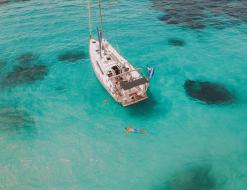 Yacht Oceanis 45 for hire in Puerto del Rosario