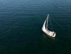 Yacht Oceanis 46 for rent in Athens