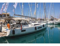 Yacht Oceanis 46.1 available for charter in Lefkas