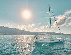 Yacht Oceanis 46.1 for hire in Preveza