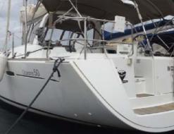 Segelyacht Oceanis 50 chartern in Birgu