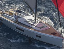 Segelyacht Oceanis 51.1 chartern in Pula