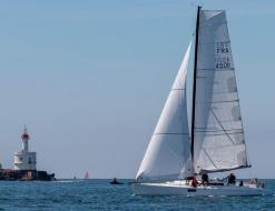 Sailboat Pogo 12.50 available for charter in La Rochelle