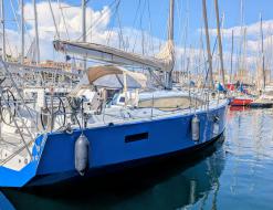 Sailing yacht RM 1270 for hire in Marseilles
