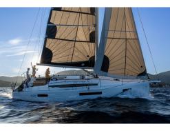 Sailing yacht Sun Odyssey 415 for hire in Palma