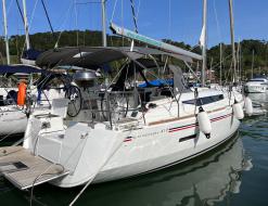 Sailing boat Sun Odyssey 419 available for charter in Paraty