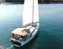 Sailing yacht Sun Odyssey 419 for hire in Marina Veruda