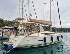 Sailing boat Sun Odyssey 439 available for charter in Lefkas