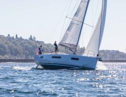 Yacht Sun Odyssey 440 available for charter in Port Annapolis Marina