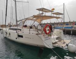 Yacht Sun Odyssey 440 for hire in Palma