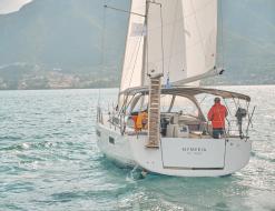 Segelboot Sun Odyssey 440 chartern in Marina Lefkas