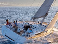 Segelyacht Sun Odyssey 479 chartern in Lanzarote Yachthafen