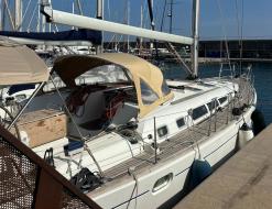 Sailing boat Sun Odyssey 49 Performance for hire in Grimaud