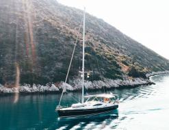 Sailing boat Sun Odyssey 49DS for hire in Lefkas