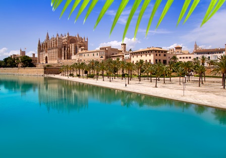 Segeln rund um Mallorca - Das Mittelmeer genießen