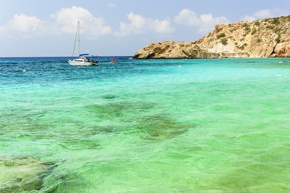 Sailing in Ibiza - Sail along the Ibiza Island