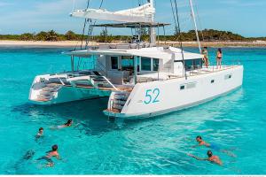 Sailing Holidays BVI - Catamaran Yacht Charter British Virgin Islands
